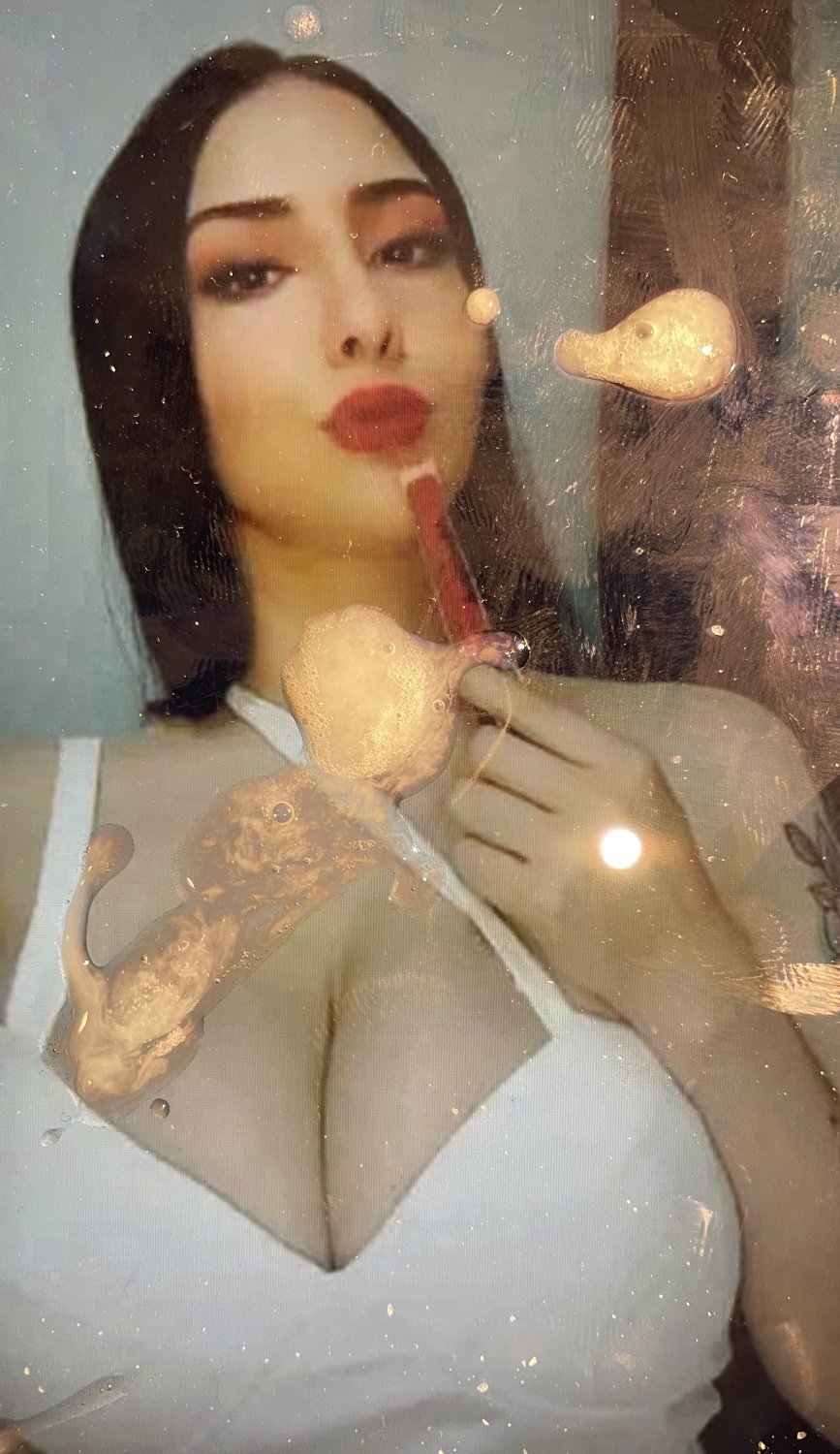 #122. CUMTRIBUTE. MORENAZA ROTUNDA. #md5AcAOP