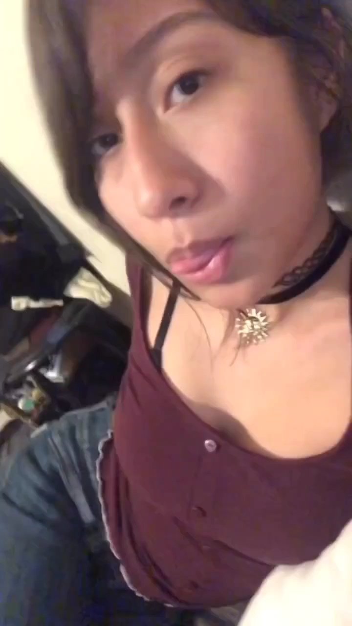 More of this slutty latinas whore face #KMq3FoAz