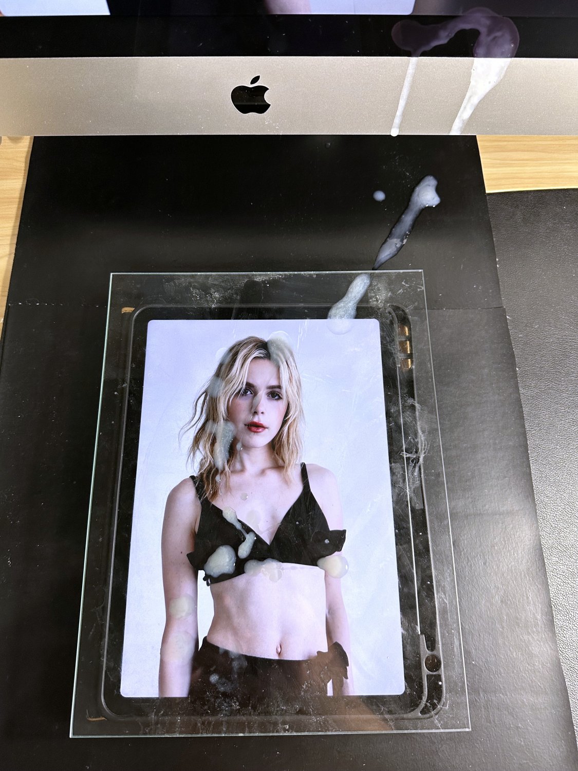 Kiernan Shipka Cum Tribute 36 #BCqPJaTC