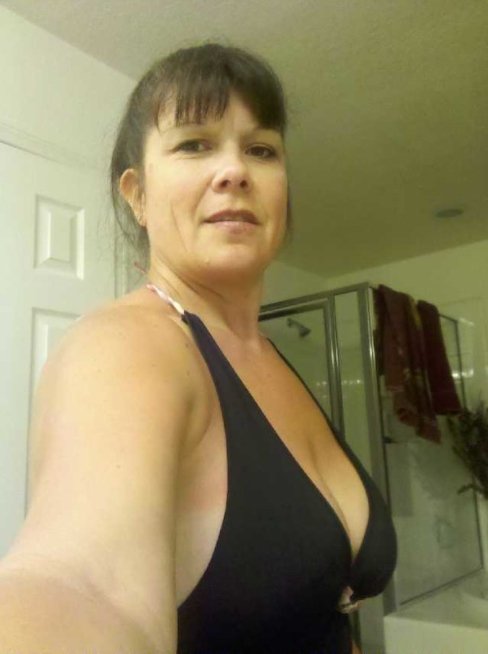 Always ready for a good hard shag Mary F***n #YDiBlWn2