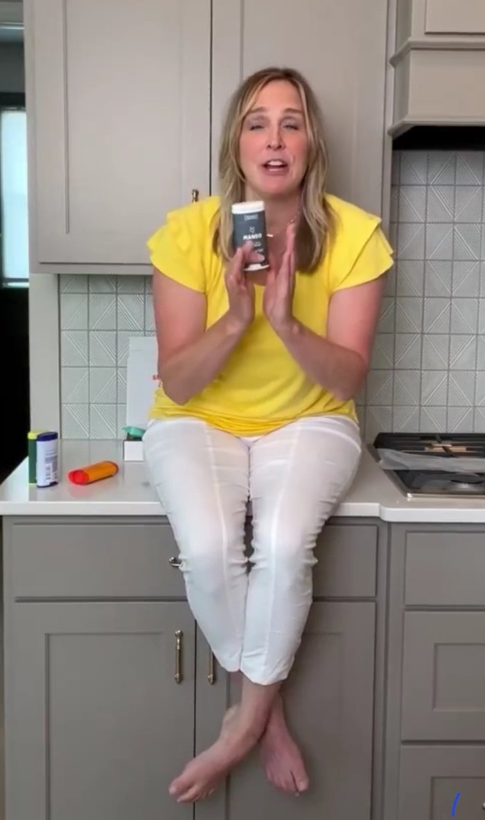 Shannon Klingmans sexy feet #ls5EdLdB